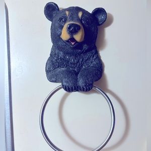 Bear 🐻 Towel Holder